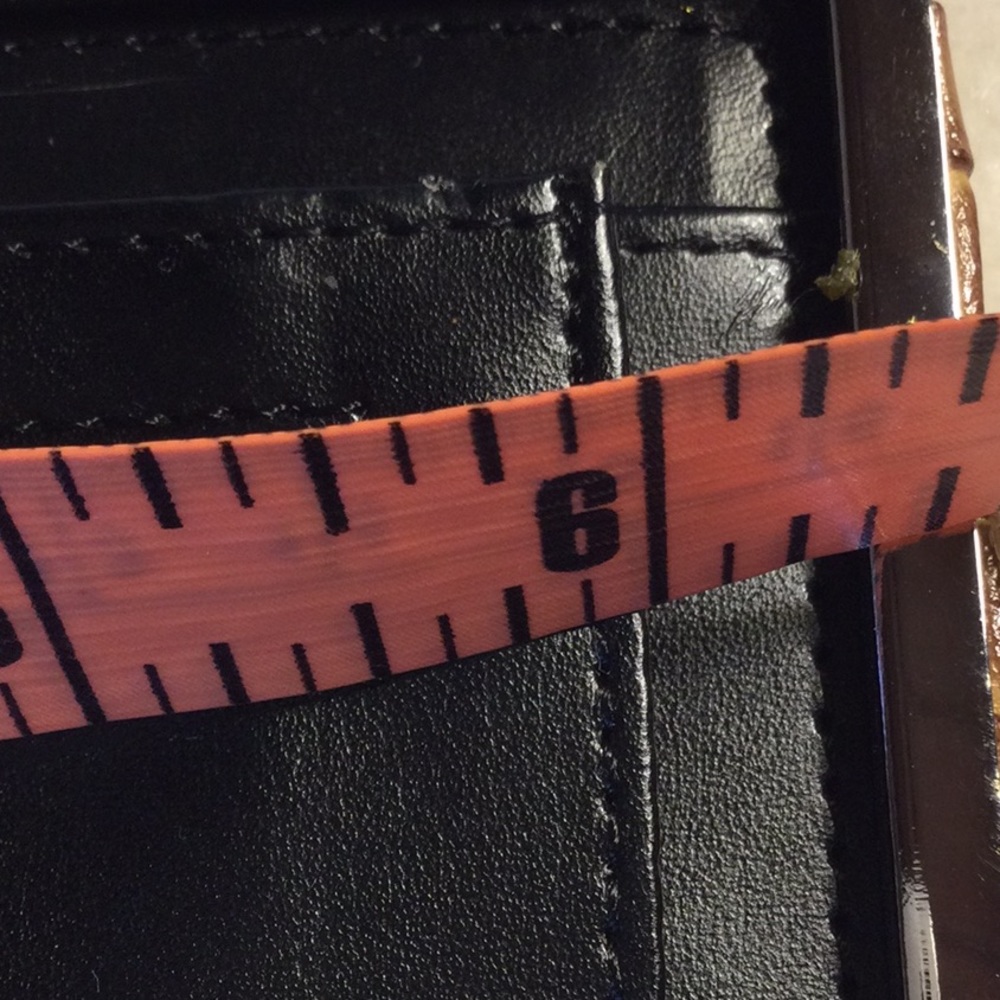 21 Brown Weaved pattern Wallet - Picture 11 of 12